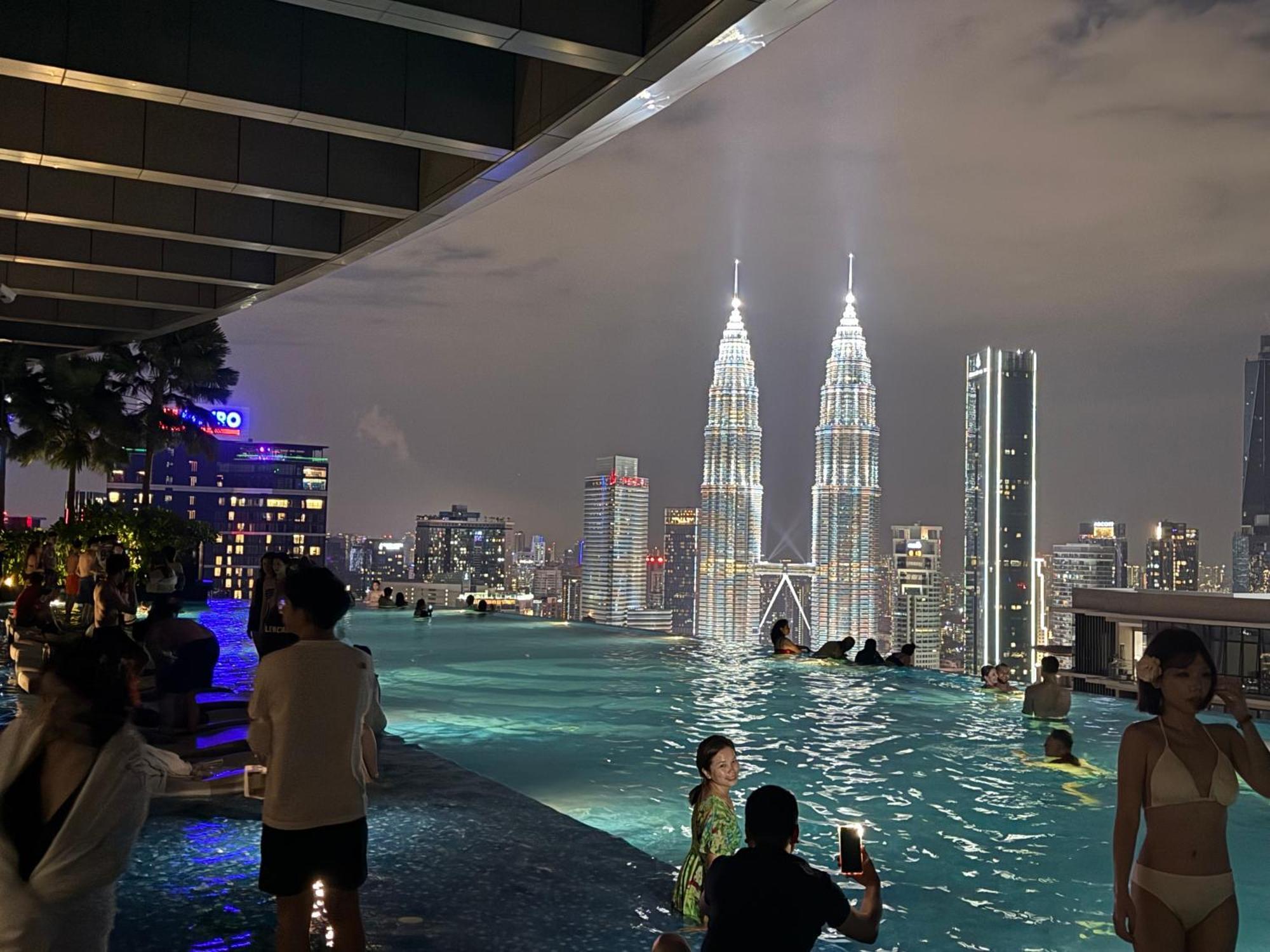 Apartment Night At Eaton Residences Klcc Kuala Lumpur