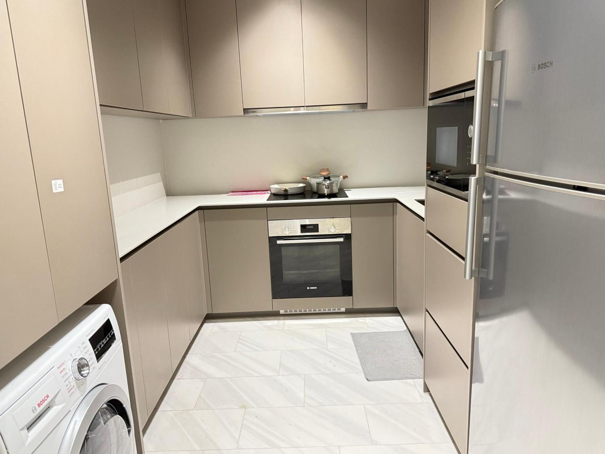Night At Eaton Residences Klcc Apartment *
